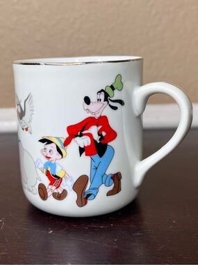 Vintage 1970s Disney Parade Character Coffee Mug Japan Disneyland